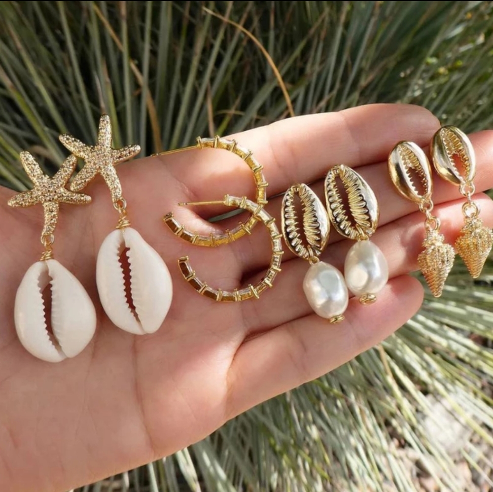 4 pairs Sumner Earrings